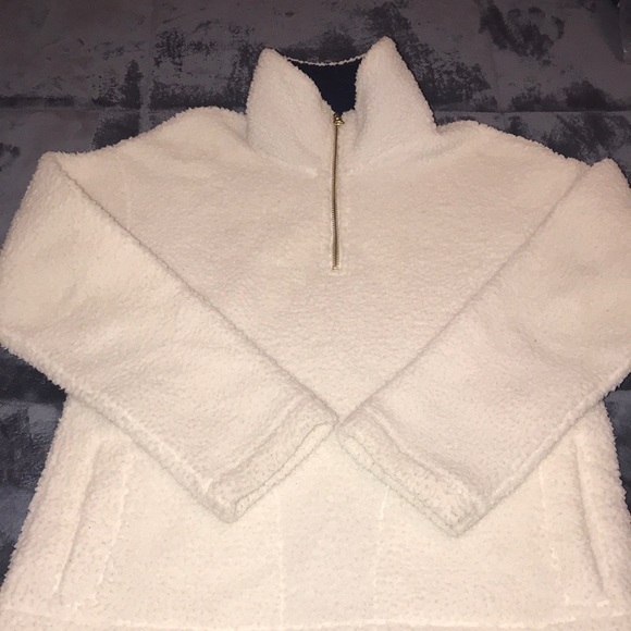 Old Navy Tops - Old navy white fleece pullover